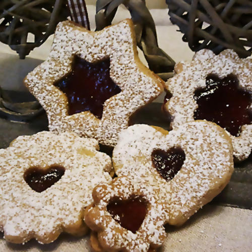 Recette: Petits Biscuits de Noël à la Confiture